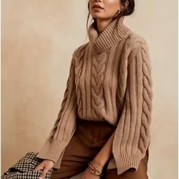 Banana Republic Merino Cashmere Blend Cable Knit Split Sleeve Turtleneck Sweater - Picture 1 of 13